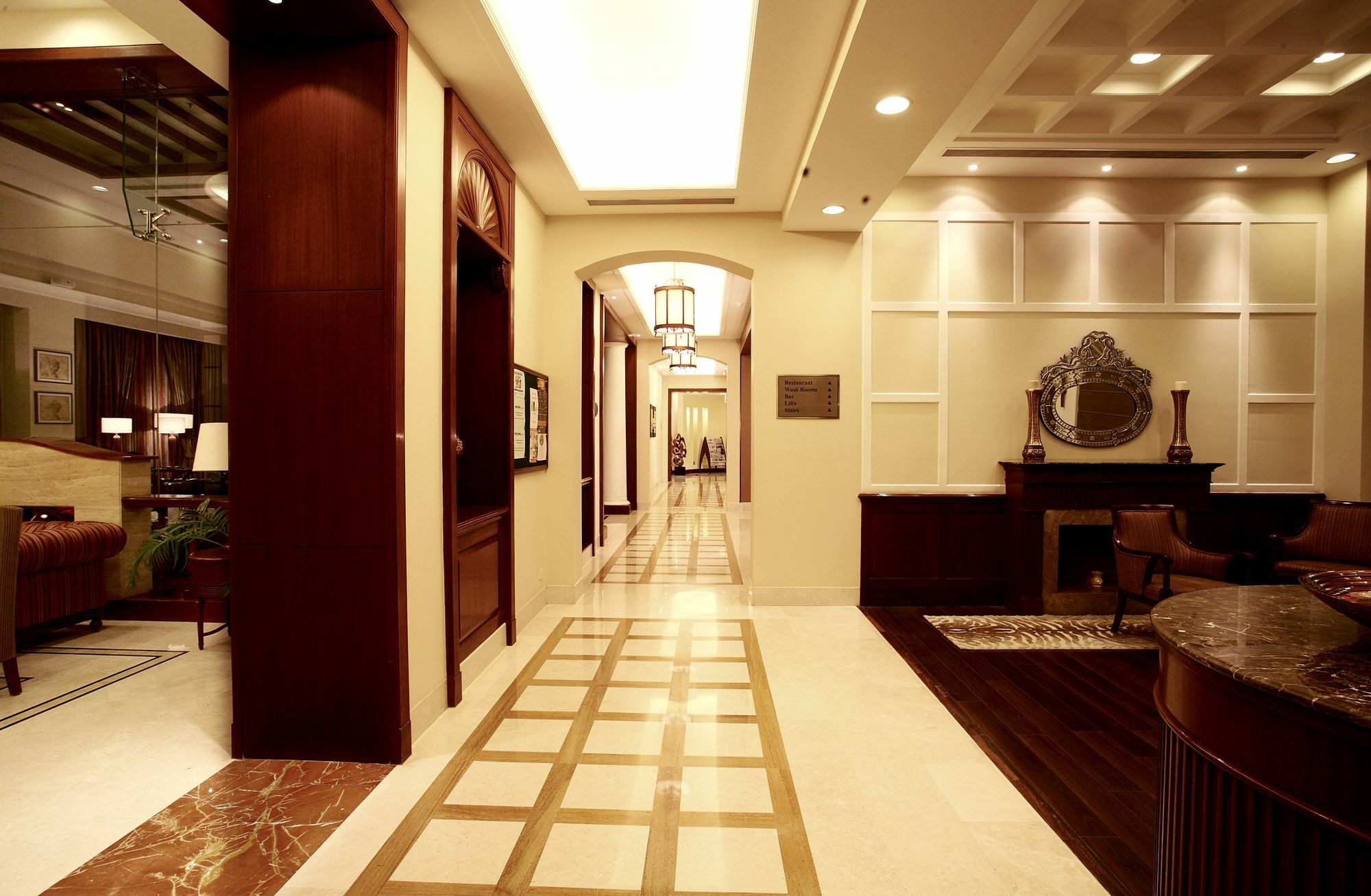 Dlf Club 3 Hotel Gurgaon Exterior foto